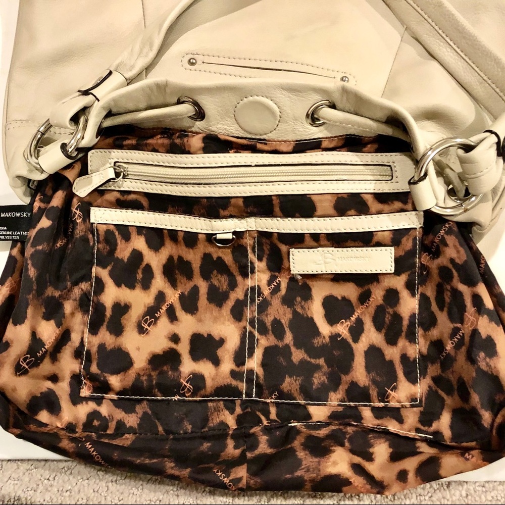 NWOT B. Makowski Ivory Sadie Tassel Shoulder Bag - Picture 9 of 13